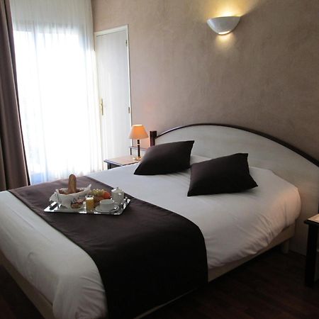 Hotel Ariane Istres Kültér fotó