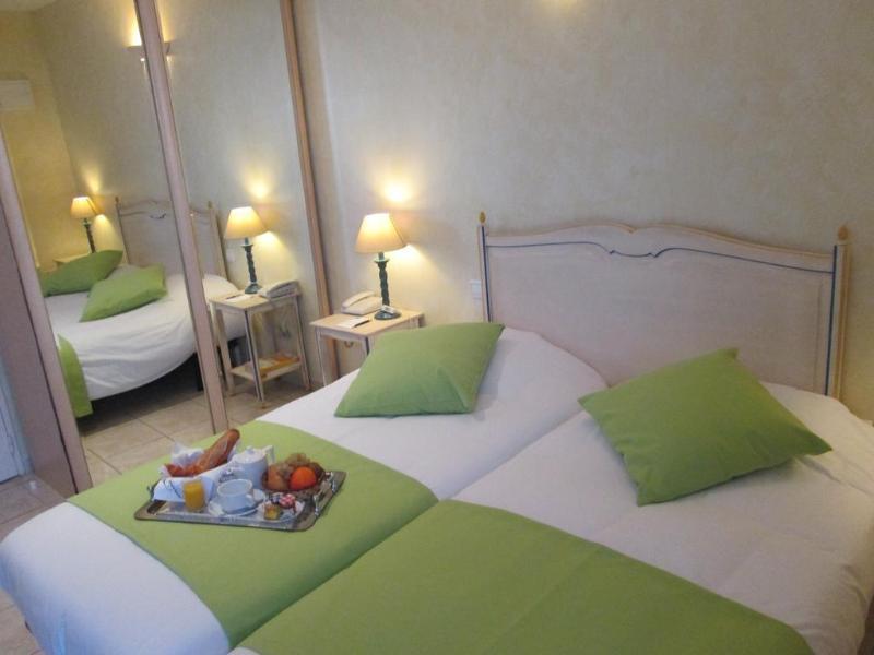 Hotel Ariane Istres Kültér fotó