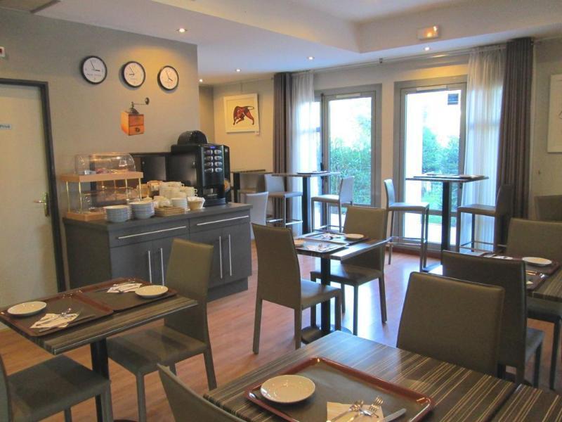 Hotel Ariane Istres Kültér fotó