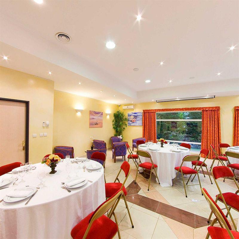 Hotel Ariane Istres Kültér fotó