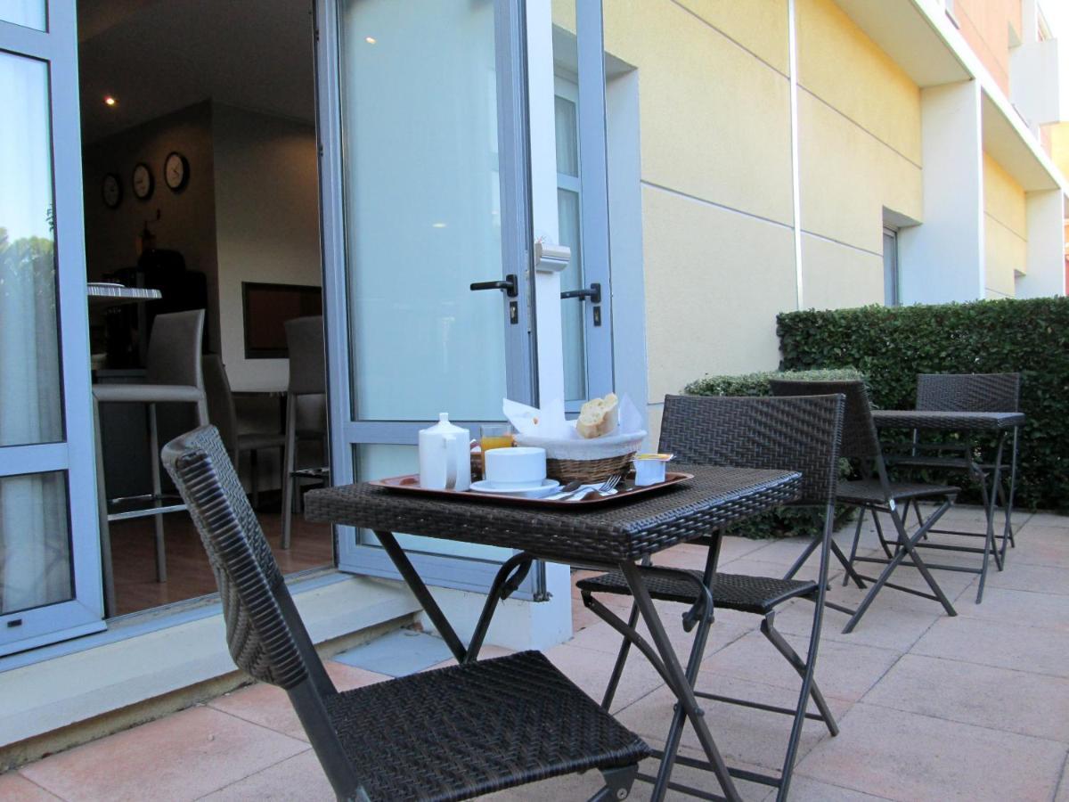 Hotel Ariane Istres Szoba fotó