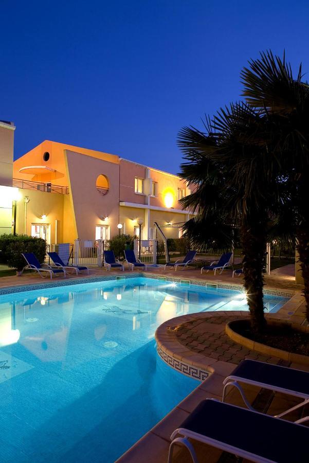 Hotel Ariane Istres Kültér fotó